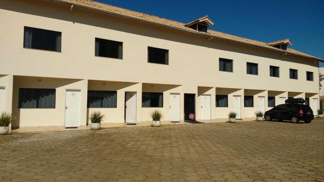 Hotel Santiago Lindóia المظهر الخارجي الصورة
